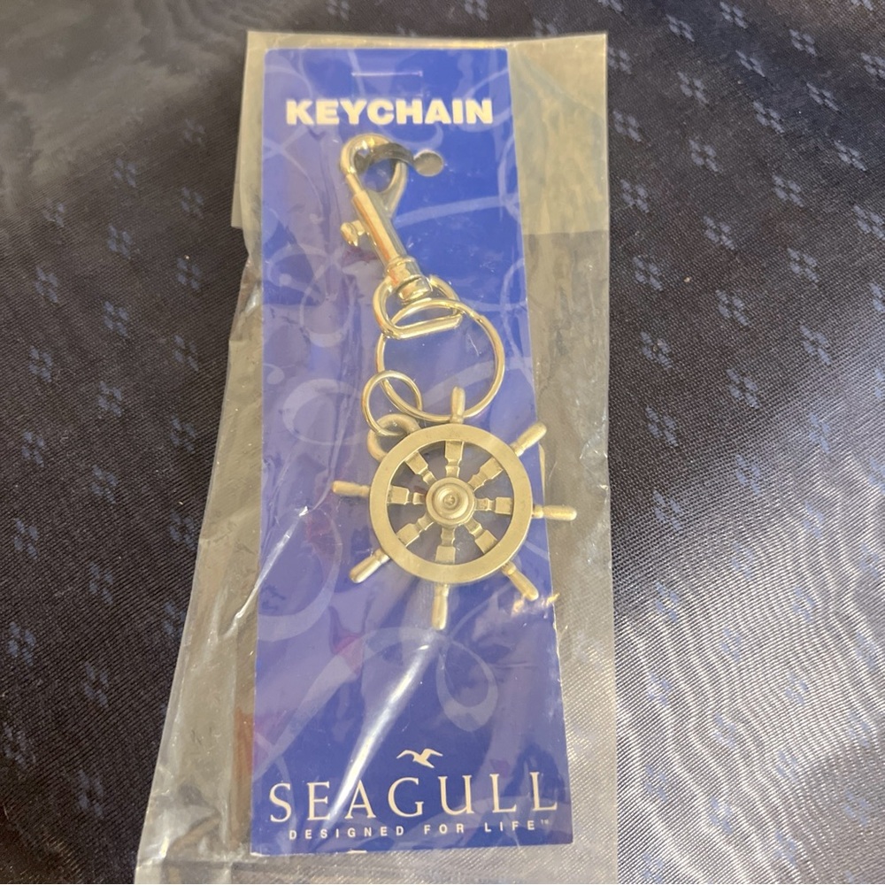 Seagull Nautical Wheel Keychain Ocean Water Boating Gift